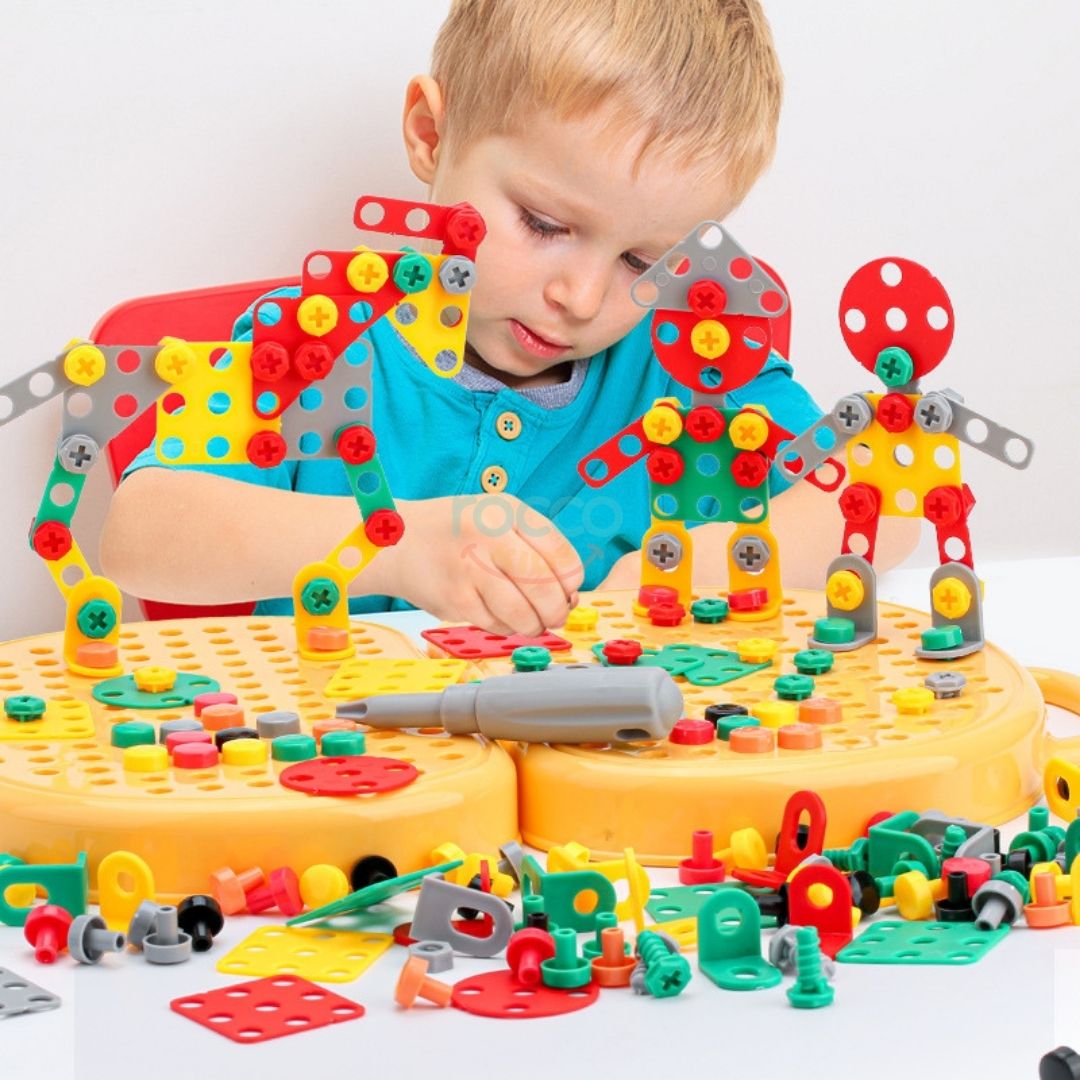 Kit de arte para crianças
Maleta artística completa
Brinquedo educativo de desenho
Kit de pintura infantil
Material escolar criativo
Lápis de cor e giz de cera
Estojo de arte para crianças
Atividades criativas infantis
Presentes para crianças criativas
Maleta de desenho infantil