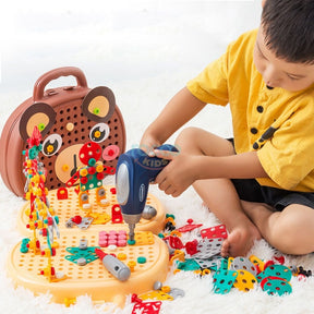 Kit de arte para crianças
Maleta artística completa
Brinquedo educativo de desenho
Kit de pintura infantil
Material escolar criativo
Lápis de cor e giz de cera
Estojo de arte para crianças
Atividades criativas infantis
Presentes para crianças criativas
Maleta de desenho infantil
